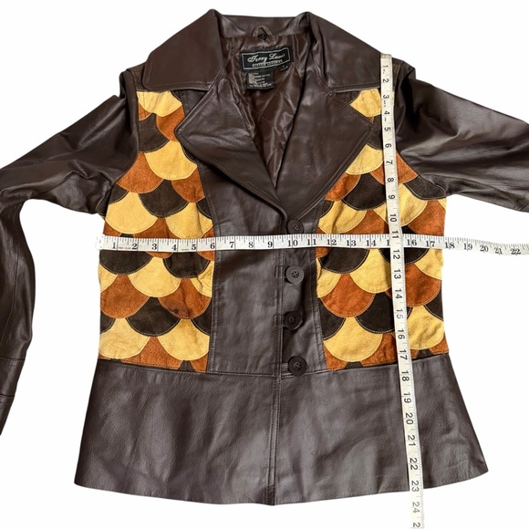 Vintage 70s Leather Fish Scale Scalloped Jacket Size Small - Picture 3 of 5